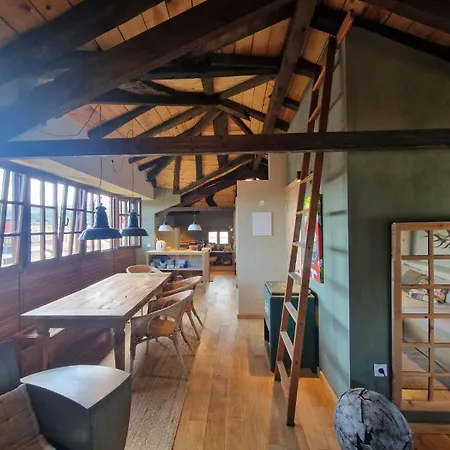 La Buhardilla Daire Llanes