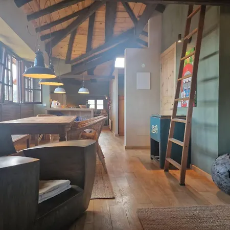 La Buhardilla Vut6839as Apartmán *